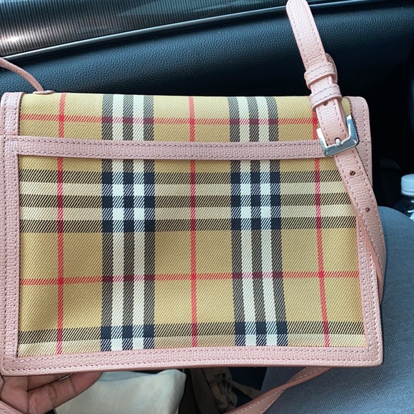 PRE OWNED BURBERRY CROSSBODY BAG - Picture 3 of 7